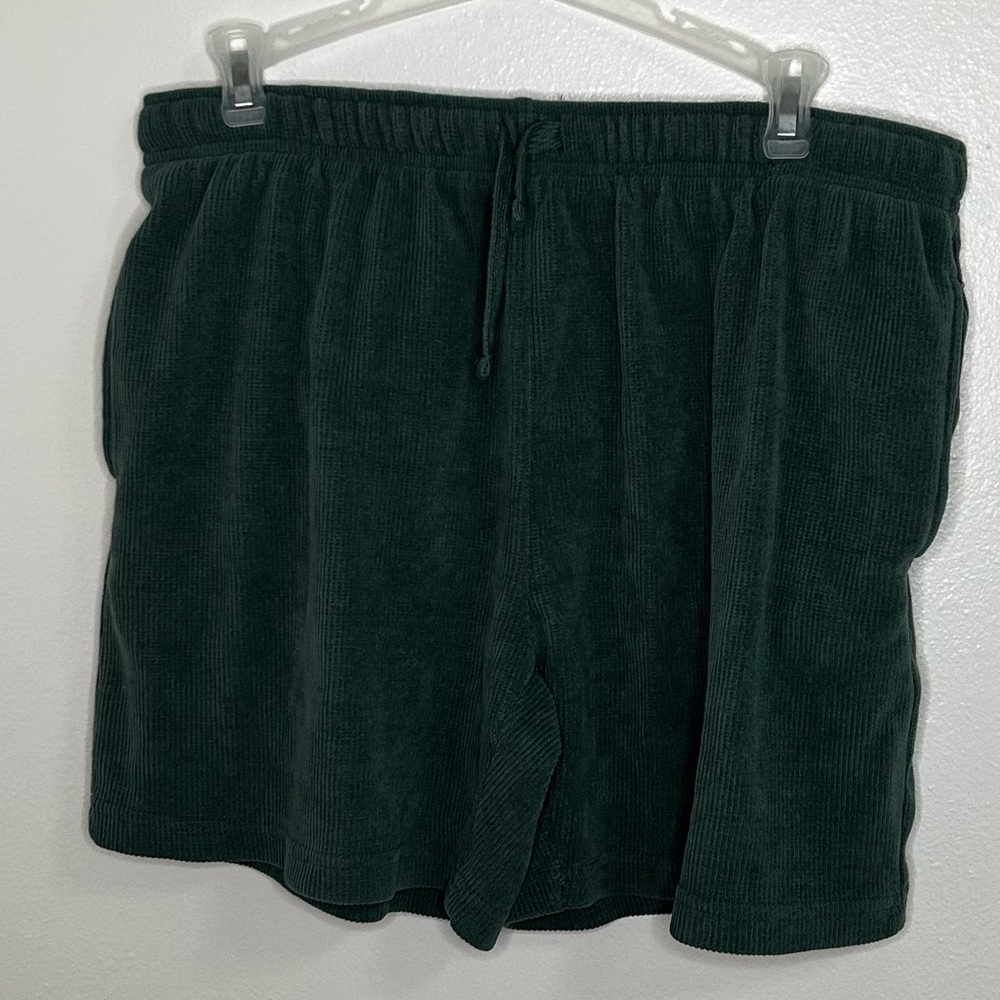 Negative Space green knit ribbed shorts